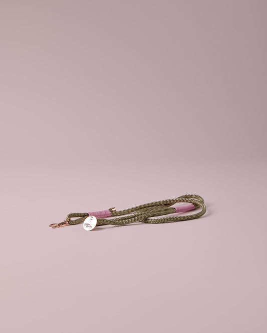  Hundeleine in Rosé mit roségoldenen Beschlägen – elegante Premium Leine - handgemacht in Österreich - für kleine Hunde